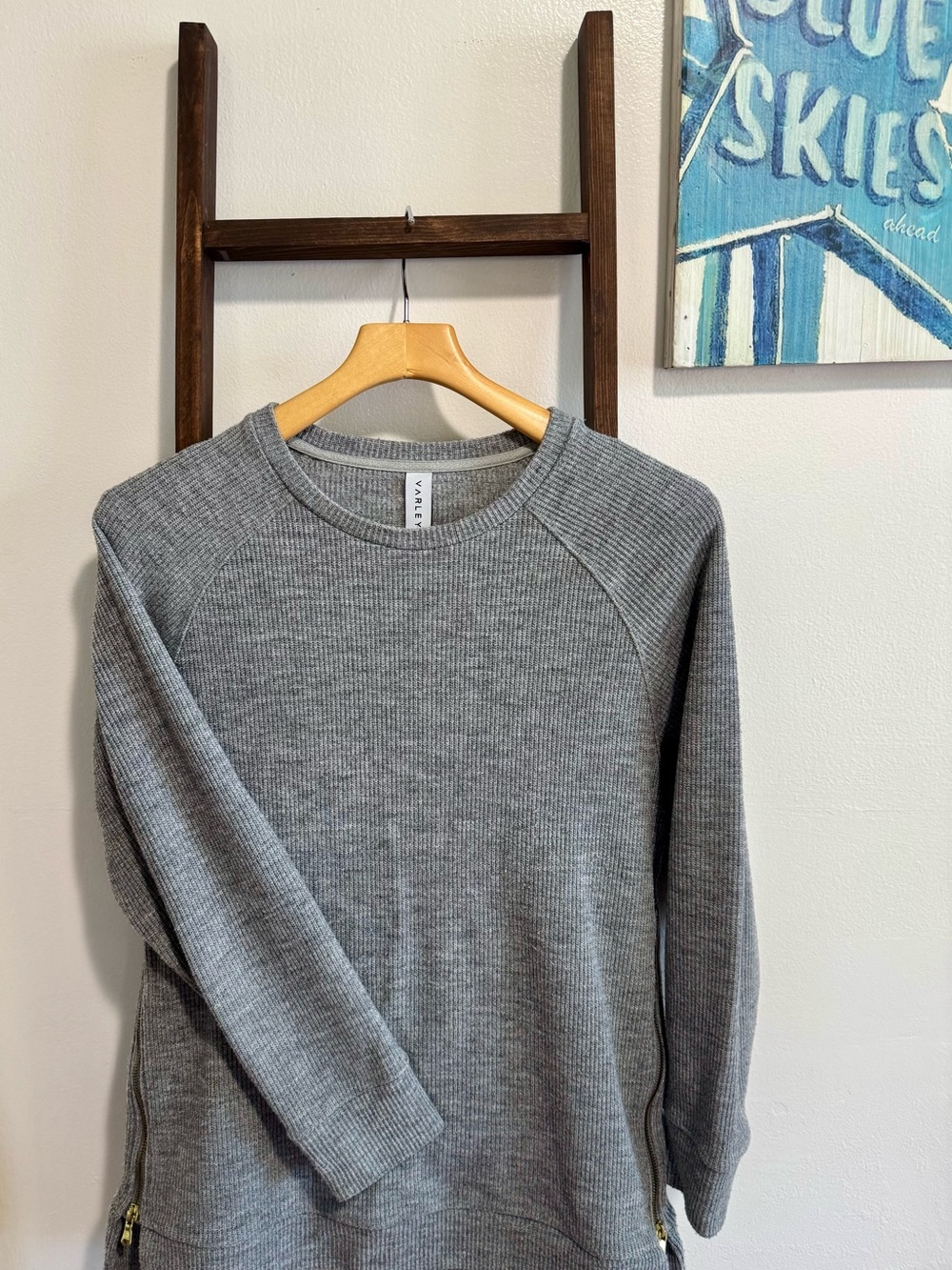 Varley Women’s Gray Ribbed Crewneck Sweater